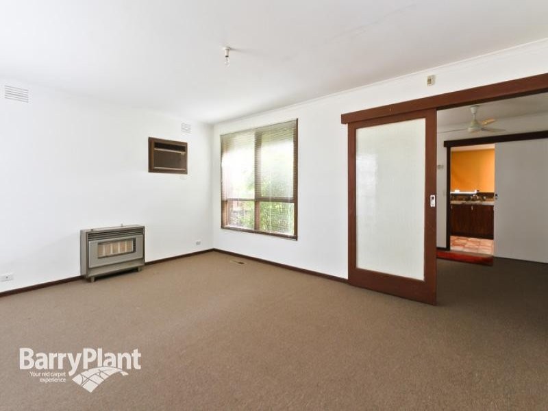 8 Deanswood Close, Keysborough, VIC 3173, Keysborough - Thumbnail 2