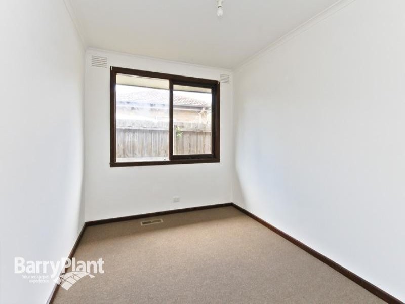 8 Deanswood Close, Keysborough, VIC 3173, Keysborough - Thumbnail 8