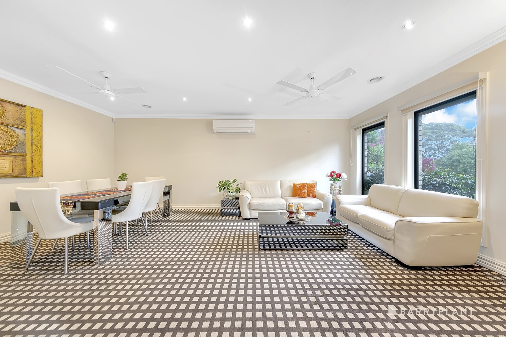 8 Delacombe Drive, Mill Park, VIC 3082, Mill Park - Thumbnail 3
