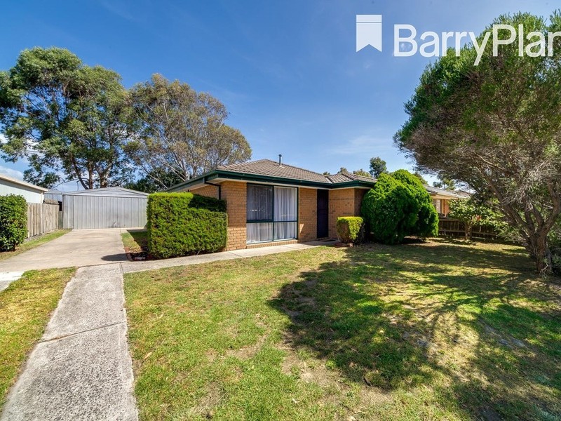 8 Denham Crescent, Cranbourne North, VIC 3977 - Image - 31/08/2026