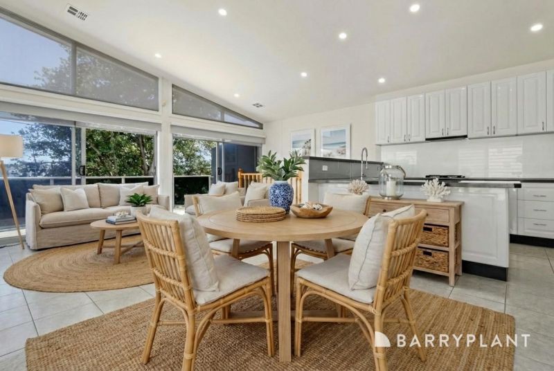 8 Denman Av, Edithvale, VIC 3196, Edithvale - Thumbnail 3