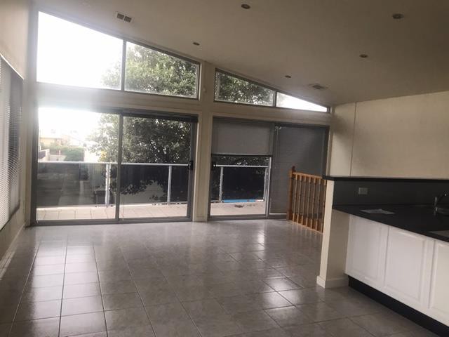 8 Denman Avenue, Edithvale, VIC 3196, Edithvale - Thumbnail 2
