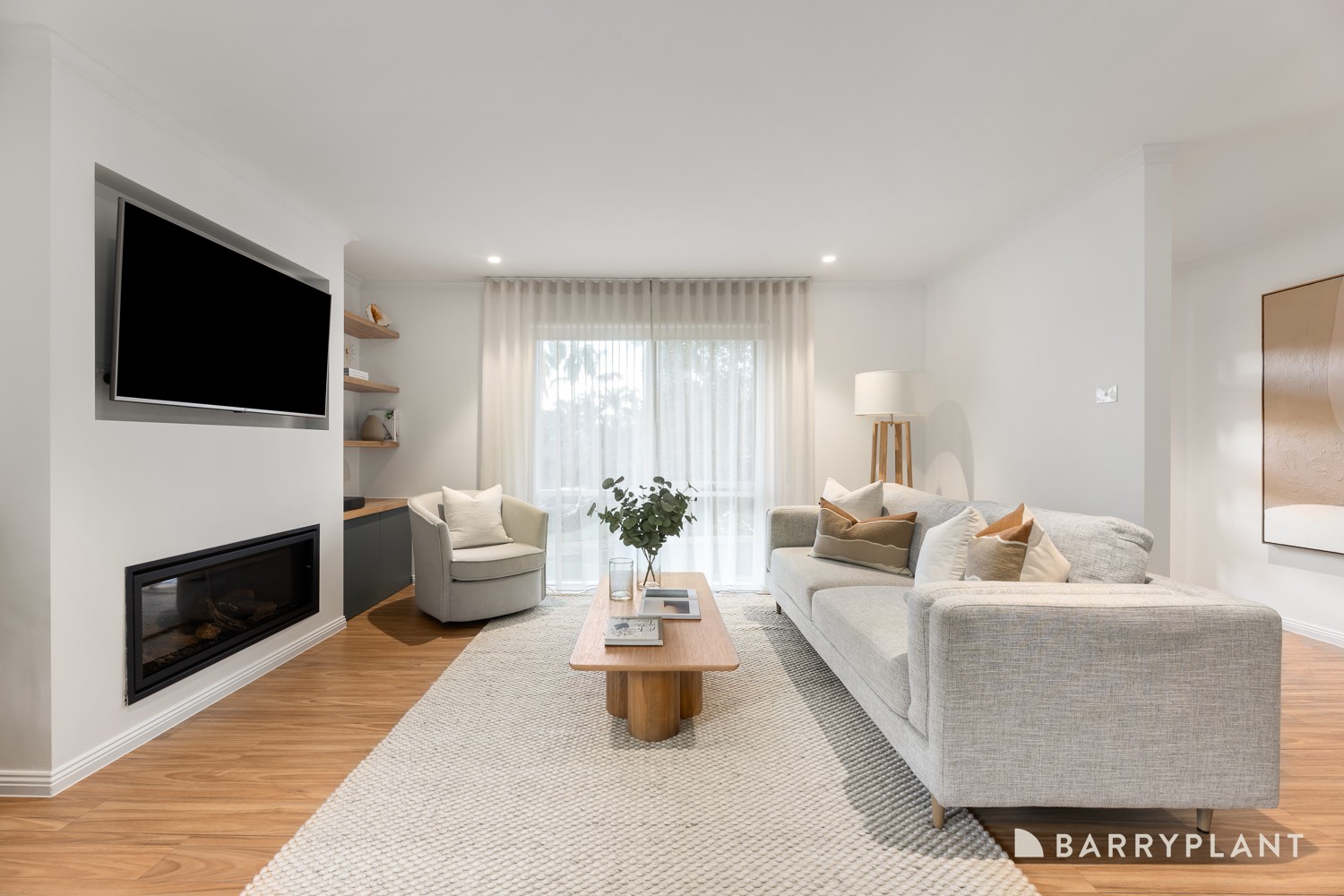 8 Dobell Place, Mooroolbark, VIC 3138, Mooroolbark - Thumbnail 2