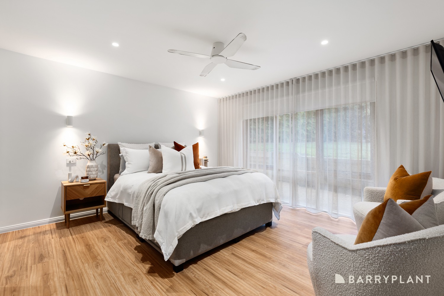 8 Dobell Place, Mooroolbark, VIC 3138, Mooroolbark - Thumbnail 6