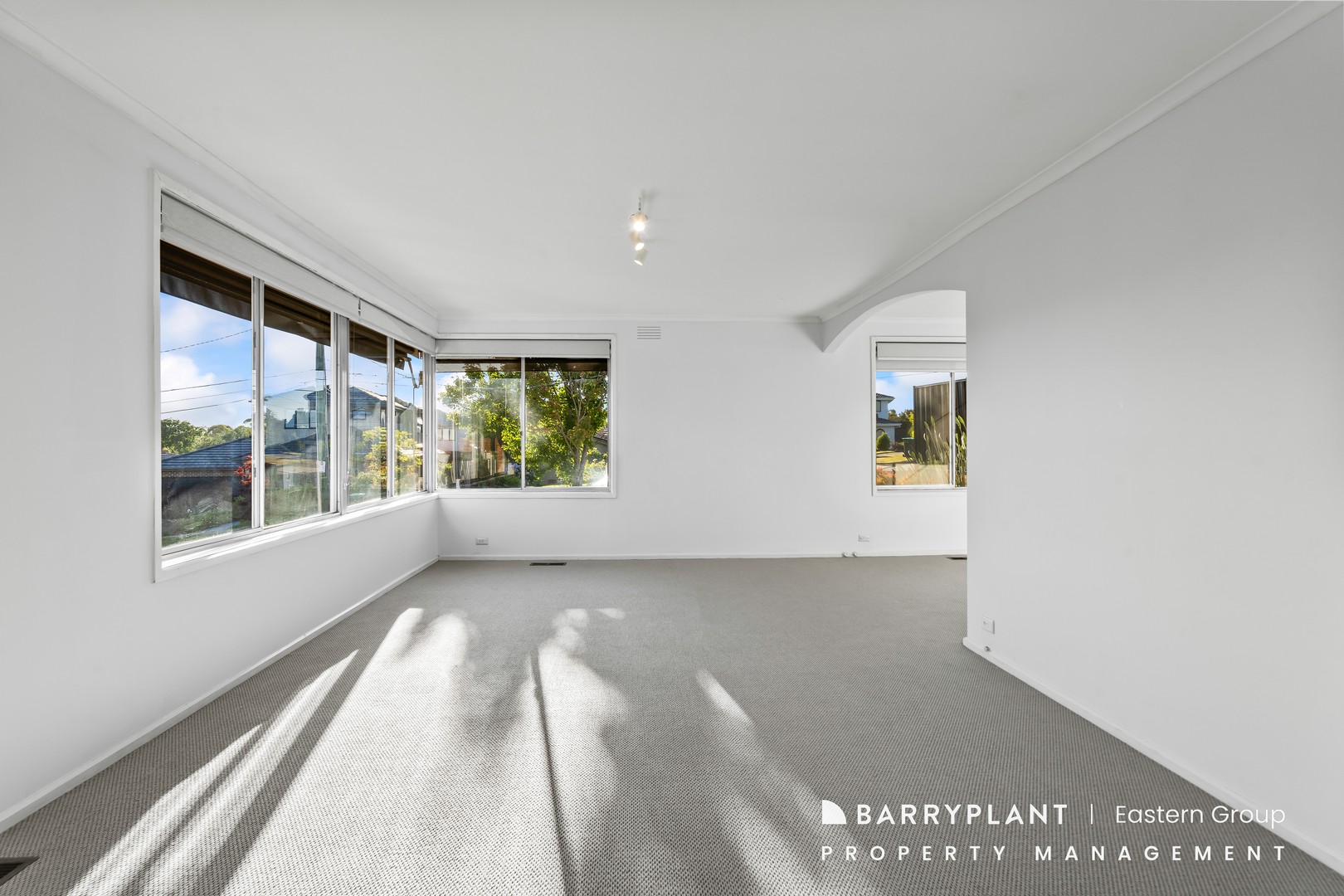8 Dove Court, Templestowe Lower, VIC 3107, Templestowe Lower - Thumbnail 2