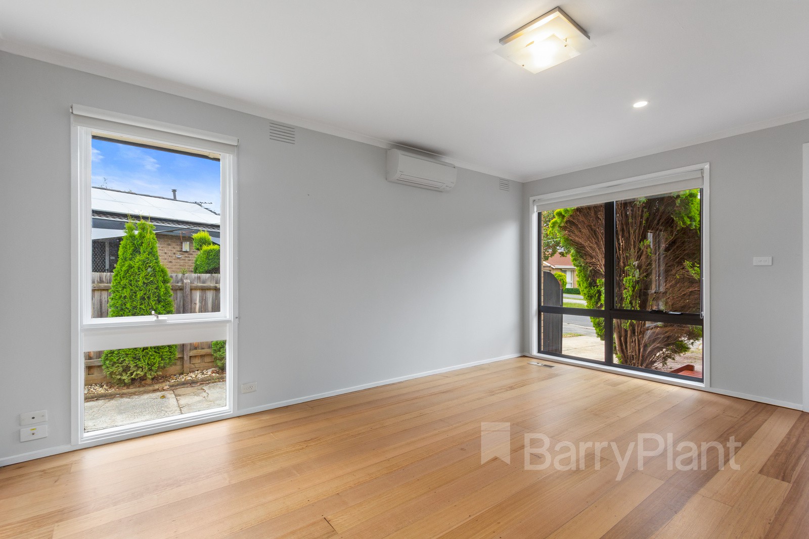 8 Downe Place, Wantirna, VIC 3152, Wantirna - Thumbnail 2