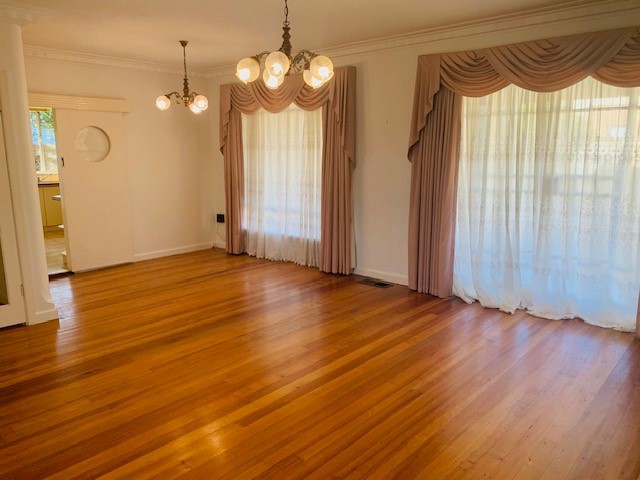 8 Dumossa Avenue, Bulleen, VIC 3105, Bulleen - Thumbnail 2