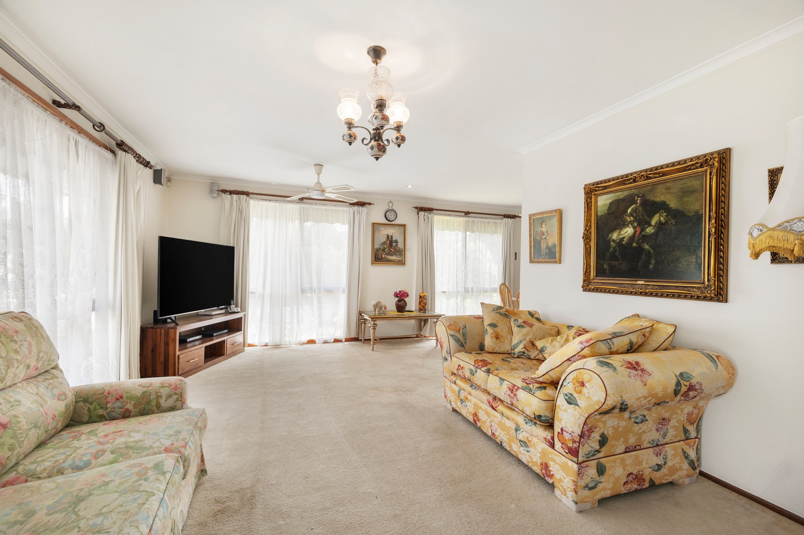 8 Dunsterville Crescent, Frankston, VIC 3199, Frankston - Thumbnail 2