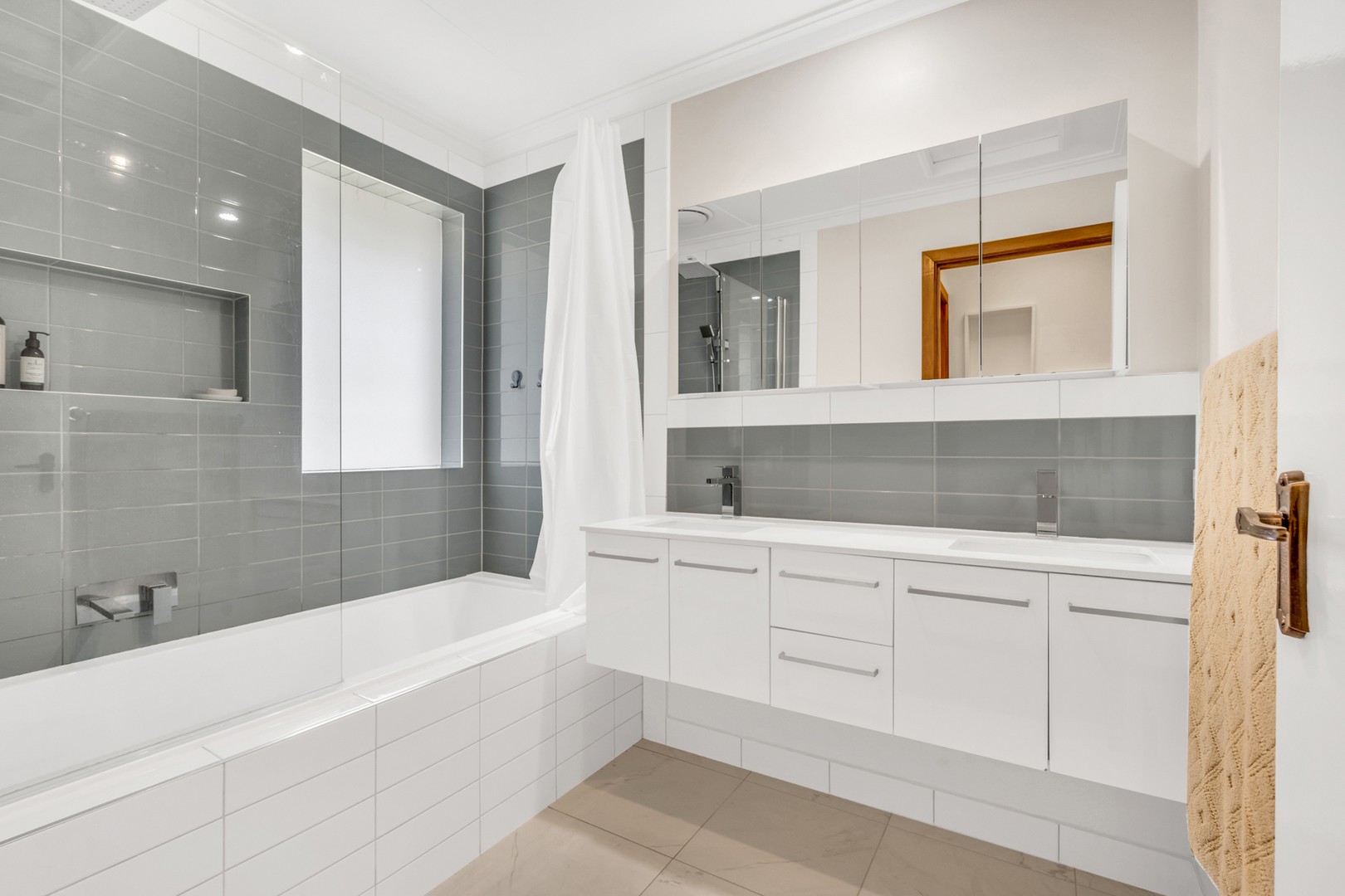 8 Durham Close, Craigieburn, VIC 3064, Craigieburn - Thumbnail 8
