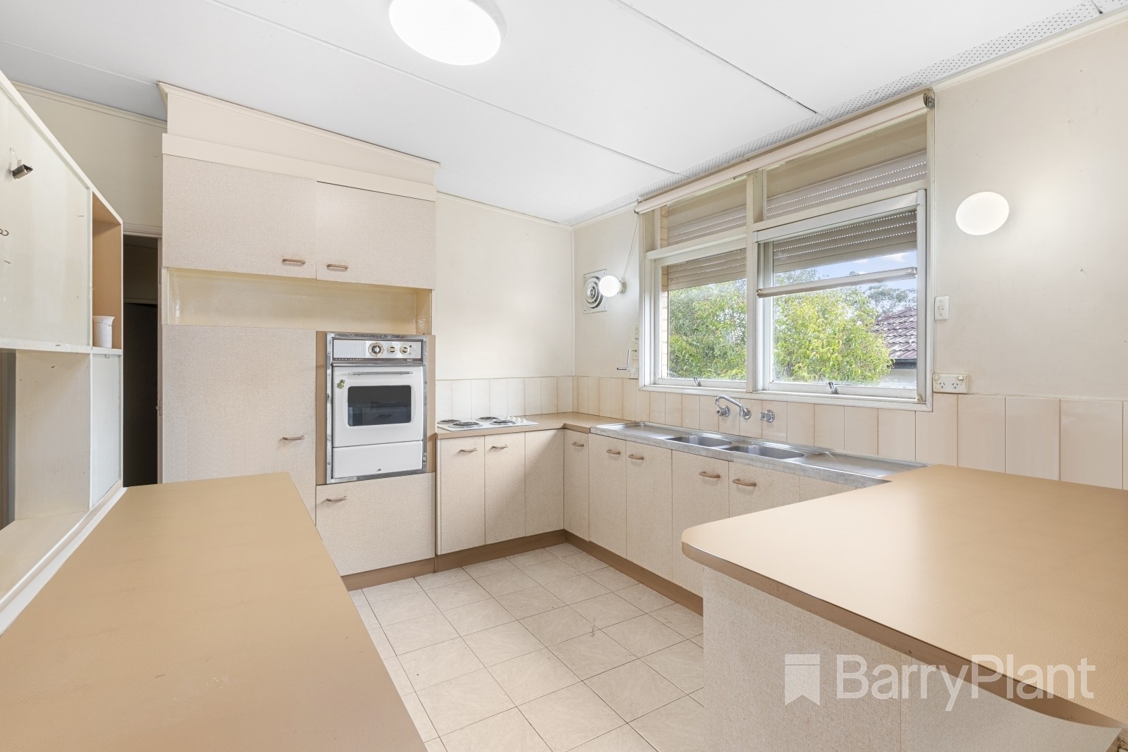 8 Edna Avenue, Dandenong North, VIC 3175 - Thumbnail 2 - 15/08/2023