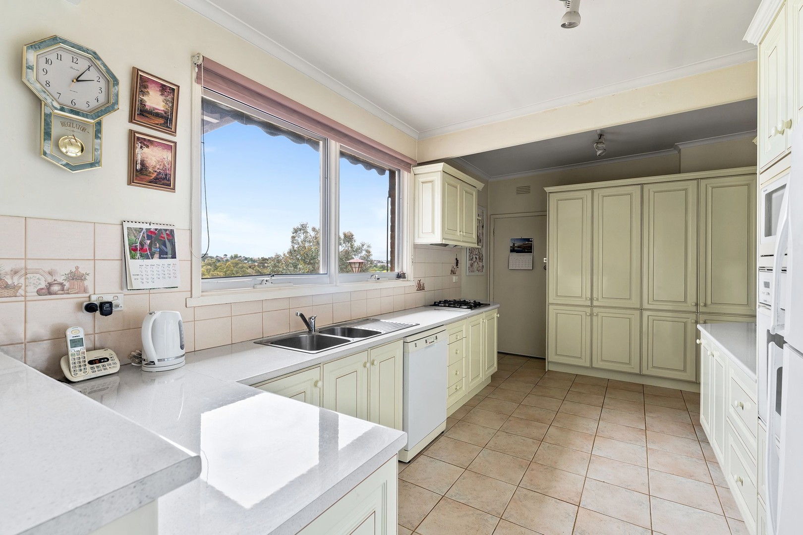 8 Eldorado Street, Strathmore, VIC 3041, Strathmore - Thumbnail 4