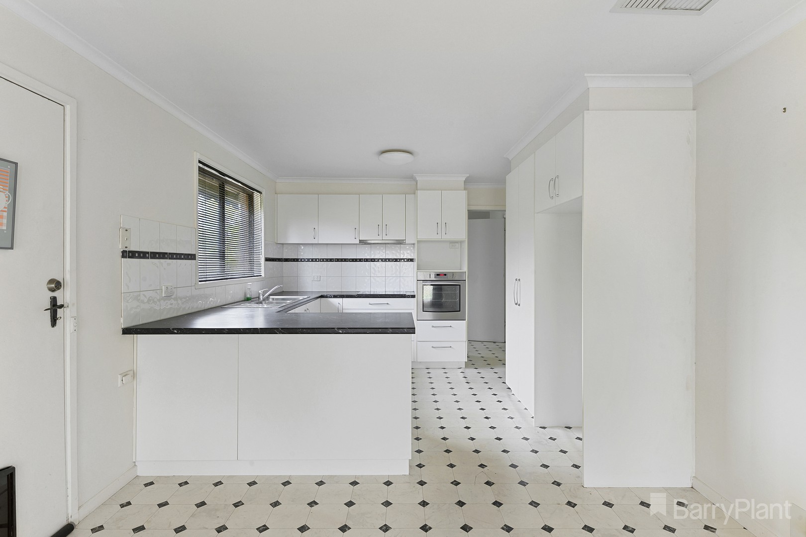 8 Elm StreetEaglehawk, VIC 3556, Eaglehawk - Thumbnail 2