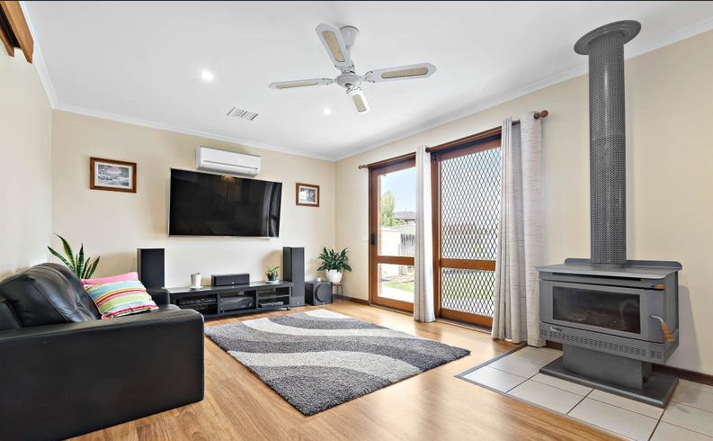 8 Elmes  Court, Hoppers Crossing, VIC 3029, Hoppers Crossing - Thumbnail 6