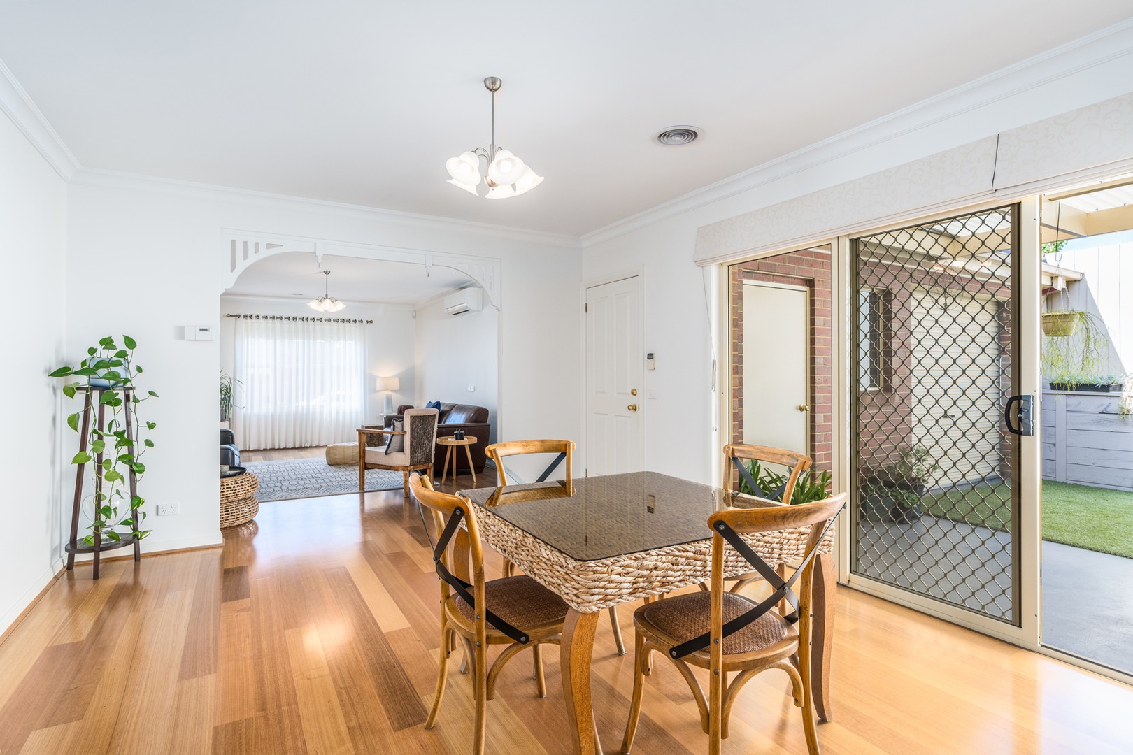 8 Elmsford Court, Highton, VIC 3216, Highton - Thumbnail 5