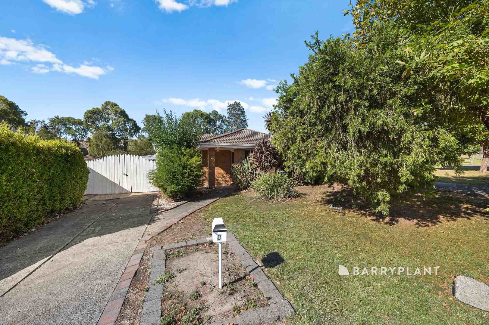 8 Elstar Road, Narre Warren, VIC 3805 - Thumbnail 2 - 19/03/2026