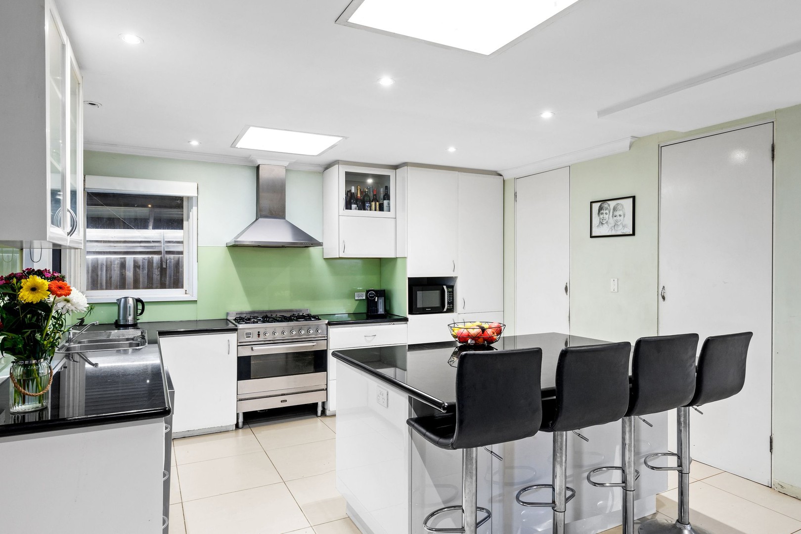 8 Etka Avenue, Keilor East, VIC 3033, Keilor East - Thumbnail 3