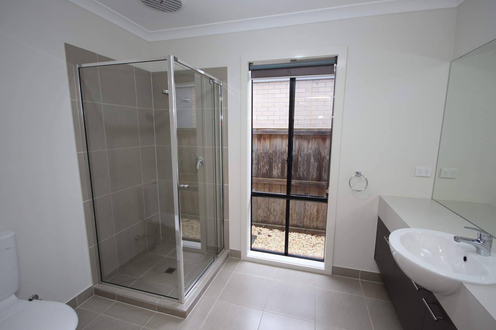 8 Everlasting Terrace, Mount Duneed, VIC 3217 - Thumbnail 2 - 13/07/2022