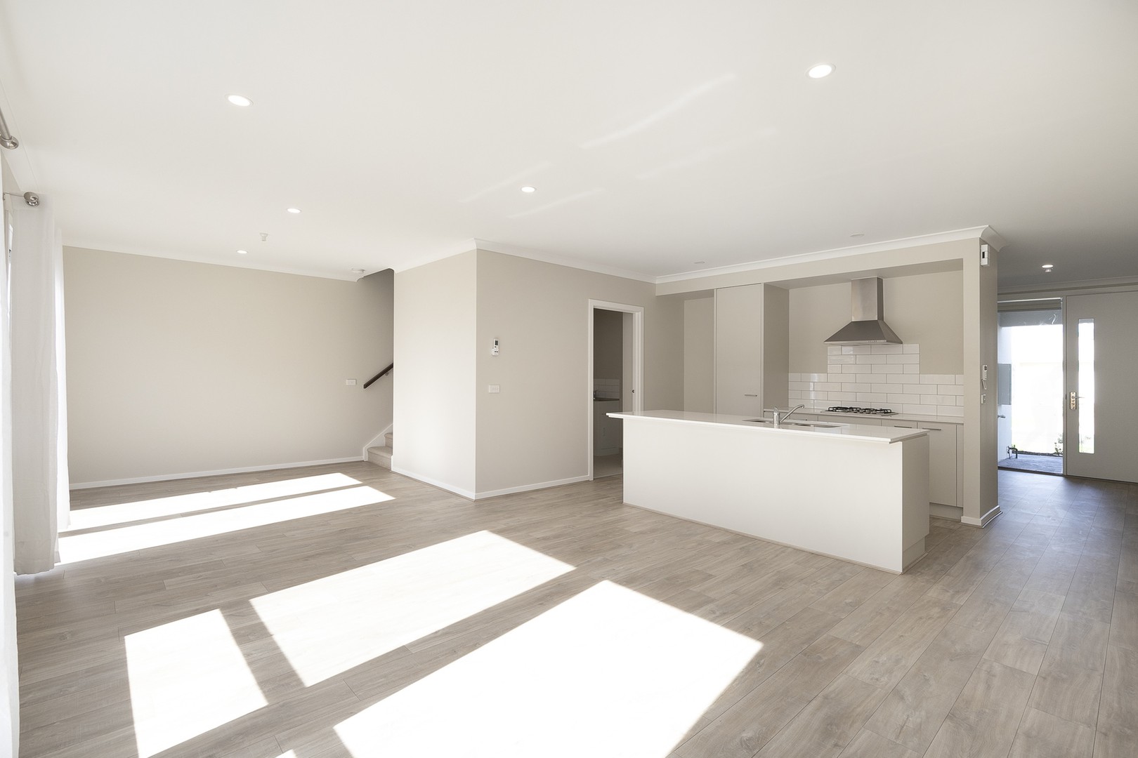 8 Fairmont Crescent, Fraser Rise, VIC 3336, Fraser Rise - Thumbnail 4