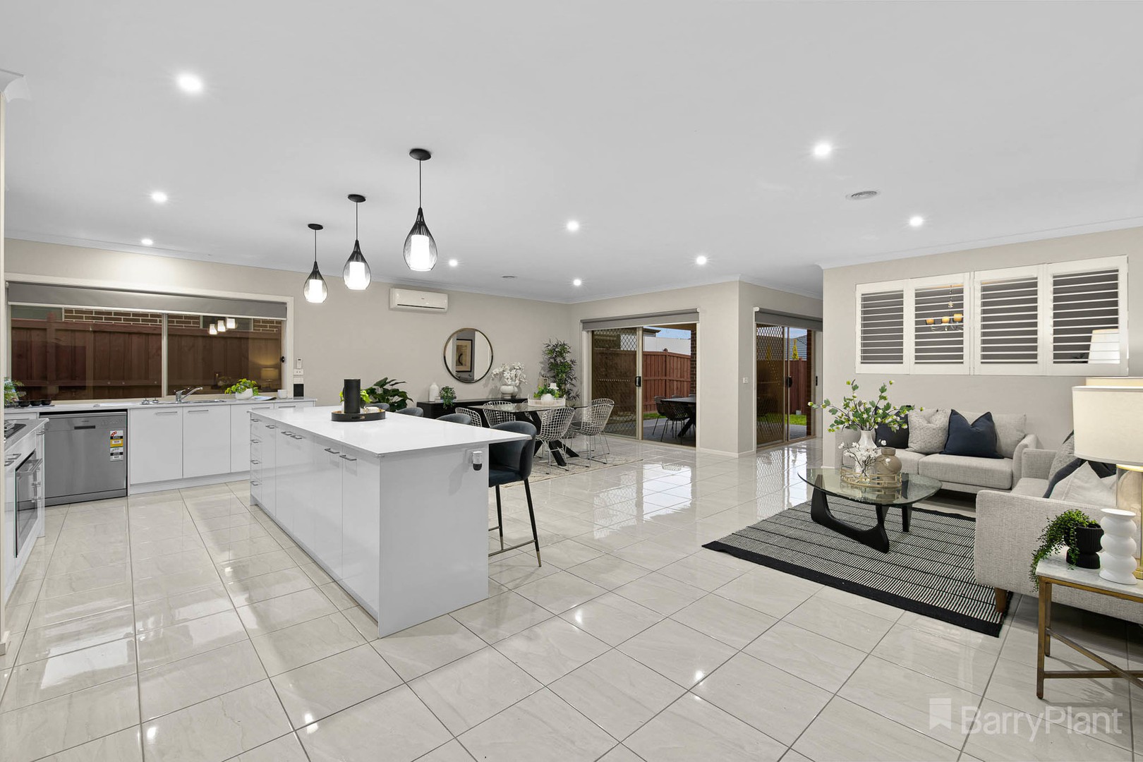 8 Faulkner Drive, Officer, VIC 3809, Officer - Thumbnail 2