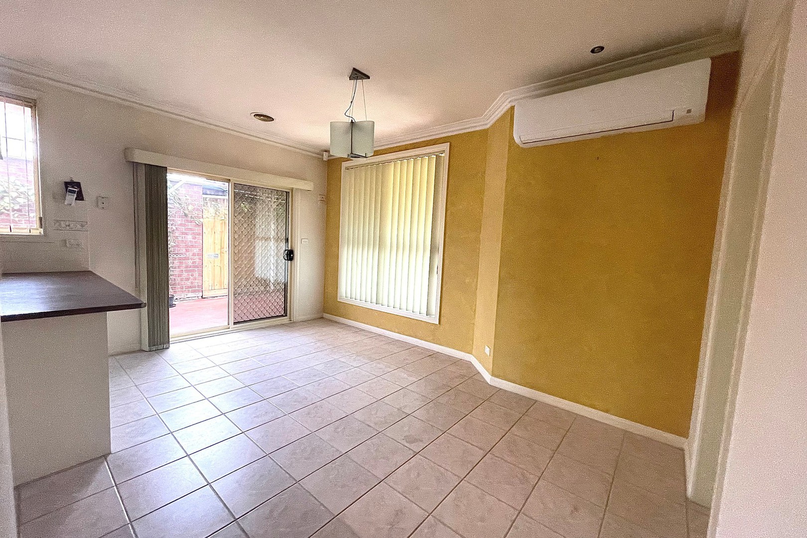 8 Favaro Place, Hillside, VIC 3037 - Thumbnail 2 - 28/10/2021