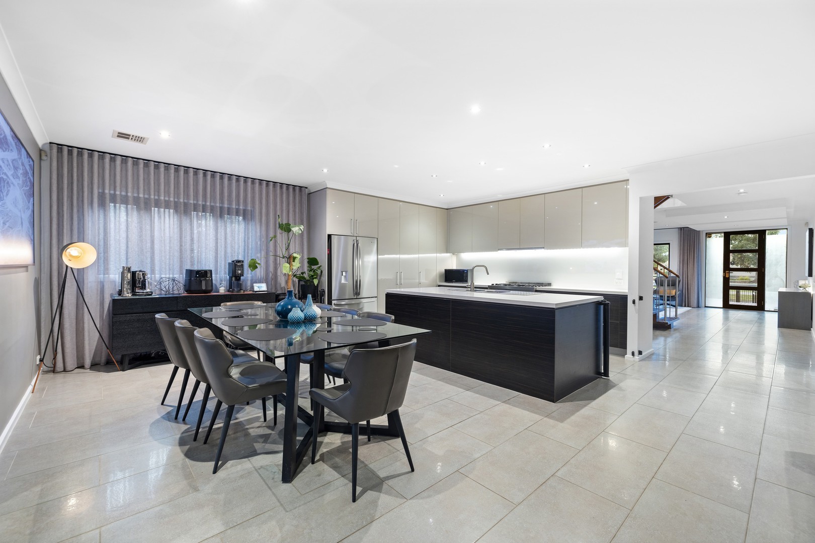 8 Feather Place, Point Cook, VIC 3030, Point Cook - Thumbnail 7