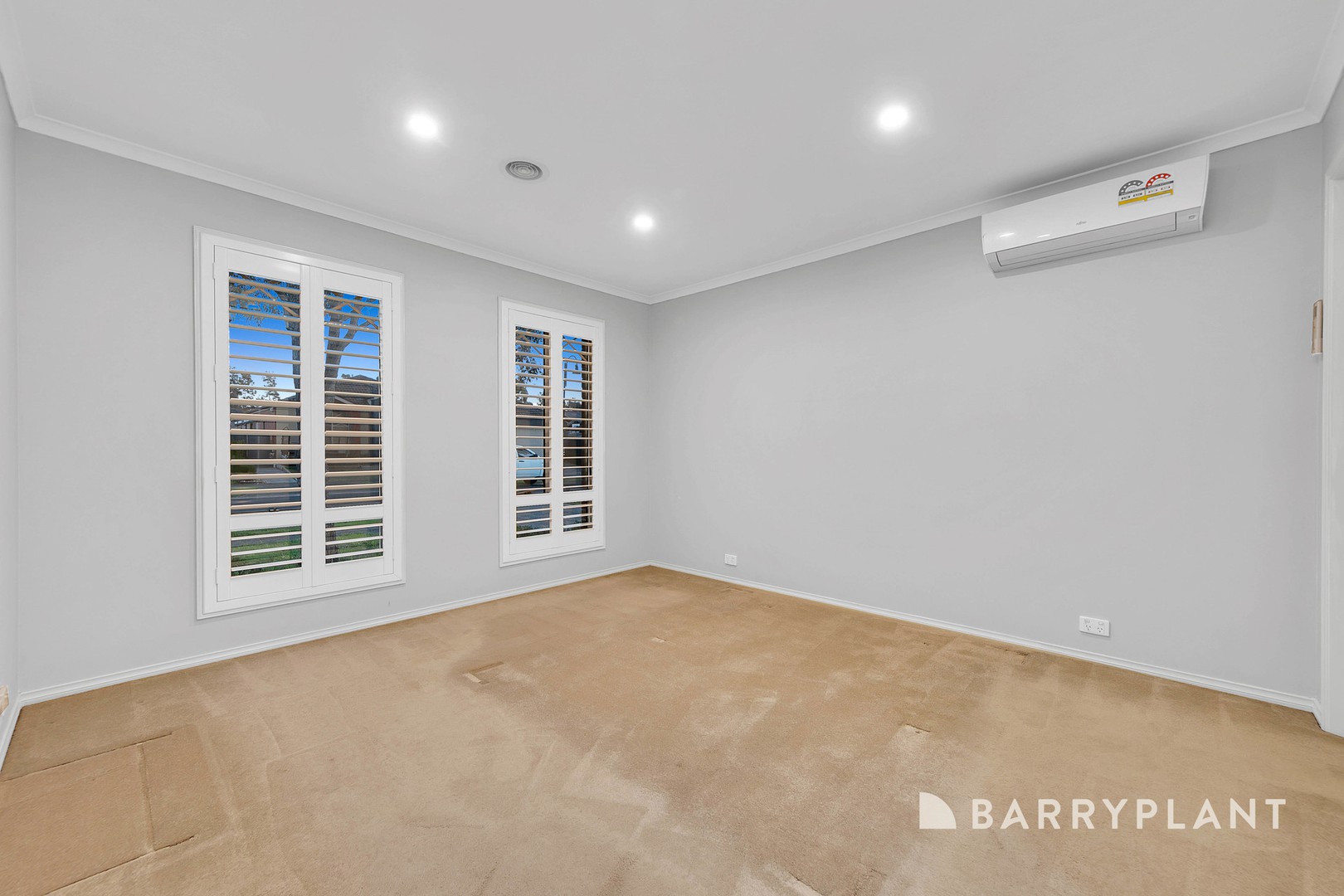 8 Featherpark Terrace, South Morang, VIC 3752, South Morang - Thumbnail 7