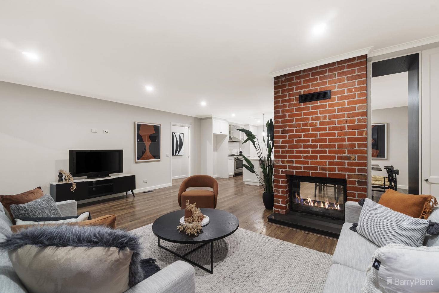 8 Felix Crescent, Ringwood North, VIC 3134, Ringwood North - Thumbnail 2