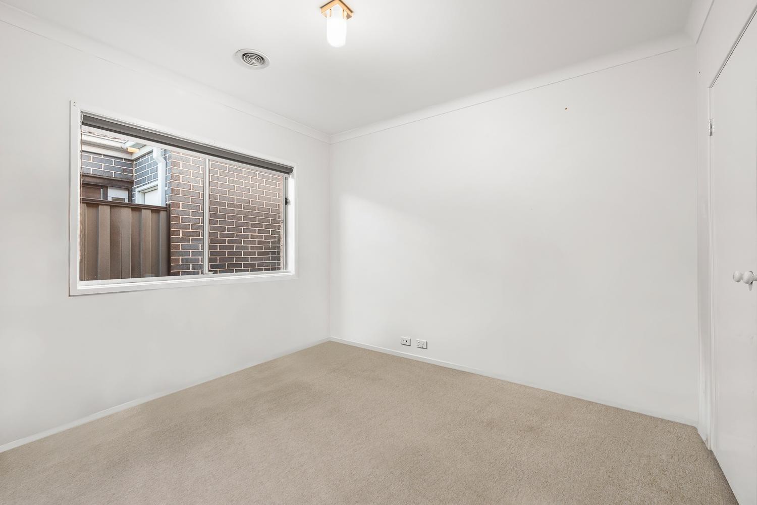 8 Fenner Green, Point Cook, VIC 3030, Point Cook - Thumbnail 7