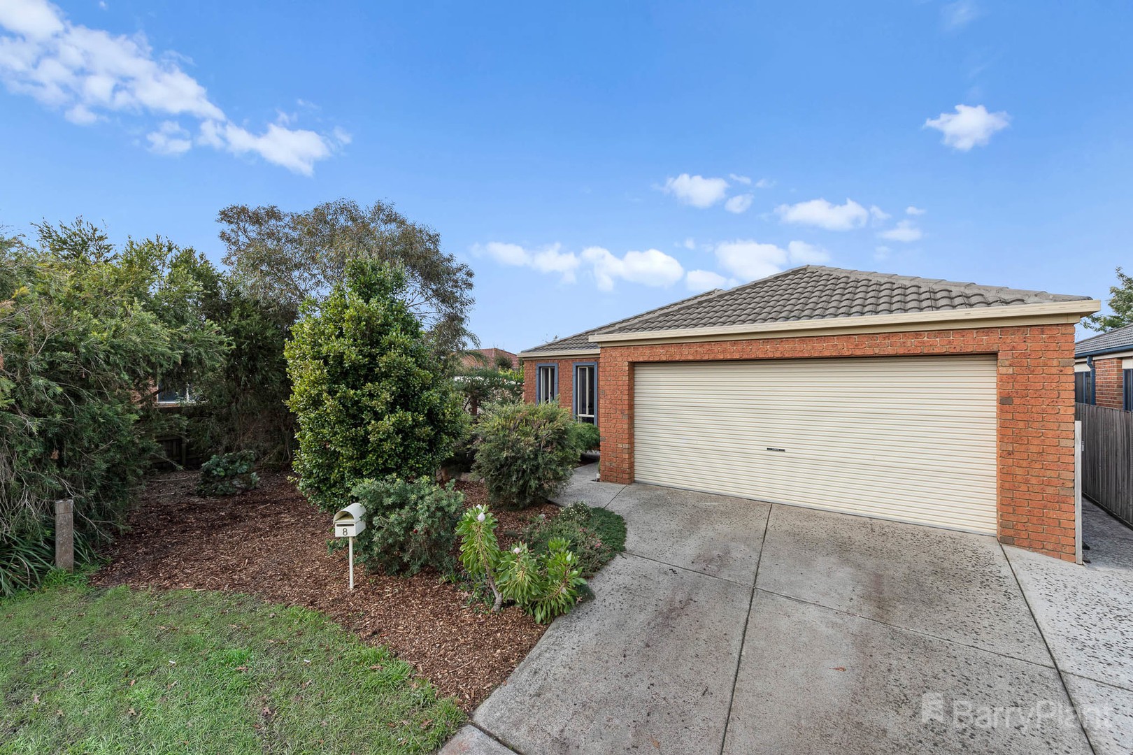 8 Fenton Place, Narre Warren South, VIC 3805, Narre Warren South - Thumbnail 2