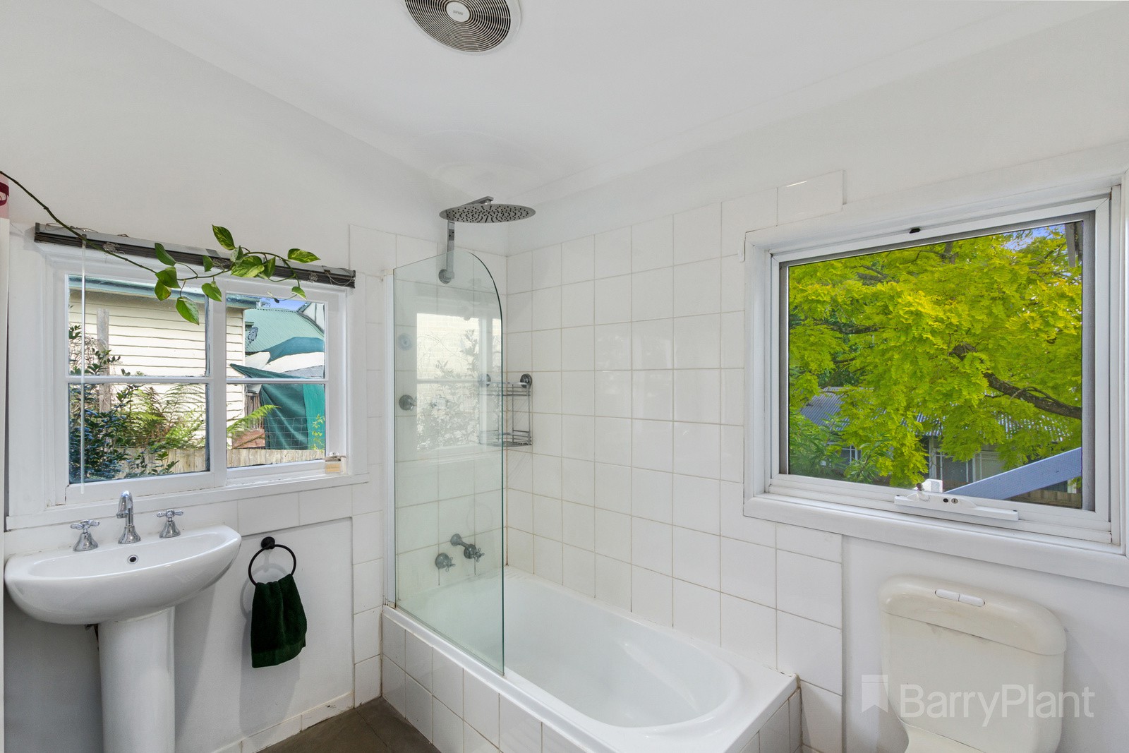 8 Fernhill Road, Mount Evelyn, VIC 3796, Mount Evelyn - Thumbnail 8