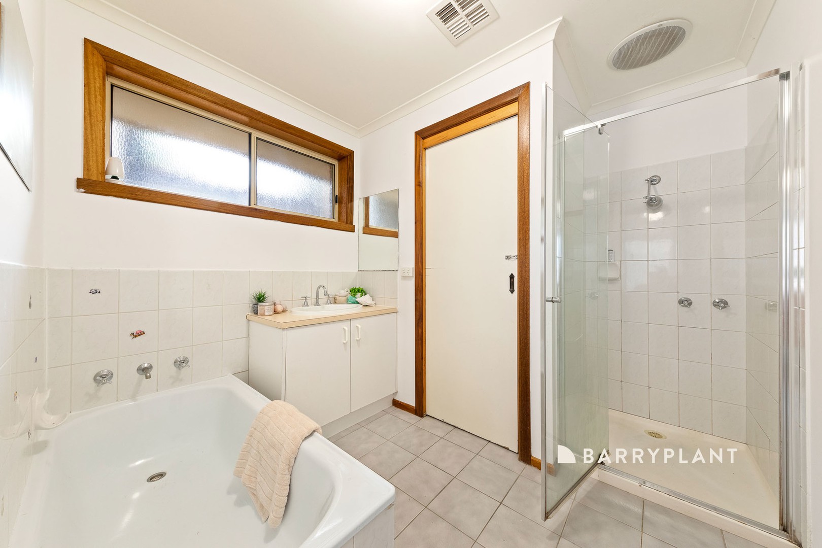 8 Fernshaw Gardens, Hallam, VIC 3803, Hallam - Thumbnail 7