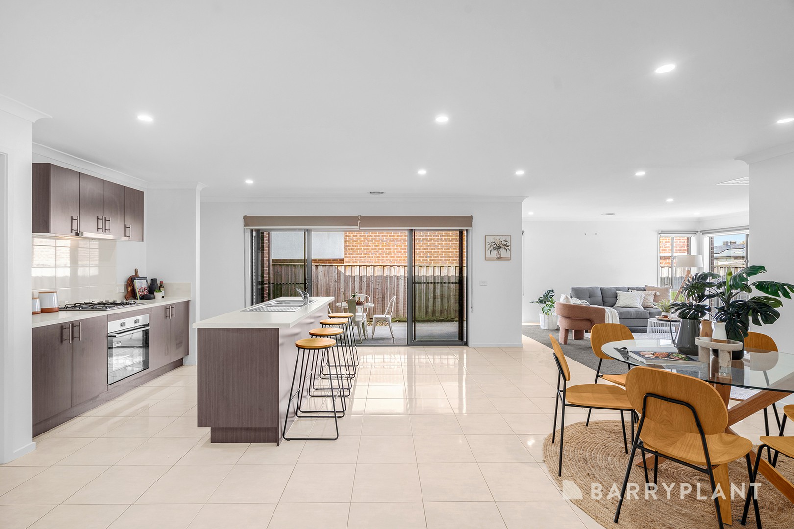 8 Filin Drive, Epping, VIC 3076 - Thumbnail 2 - 13/08/2026