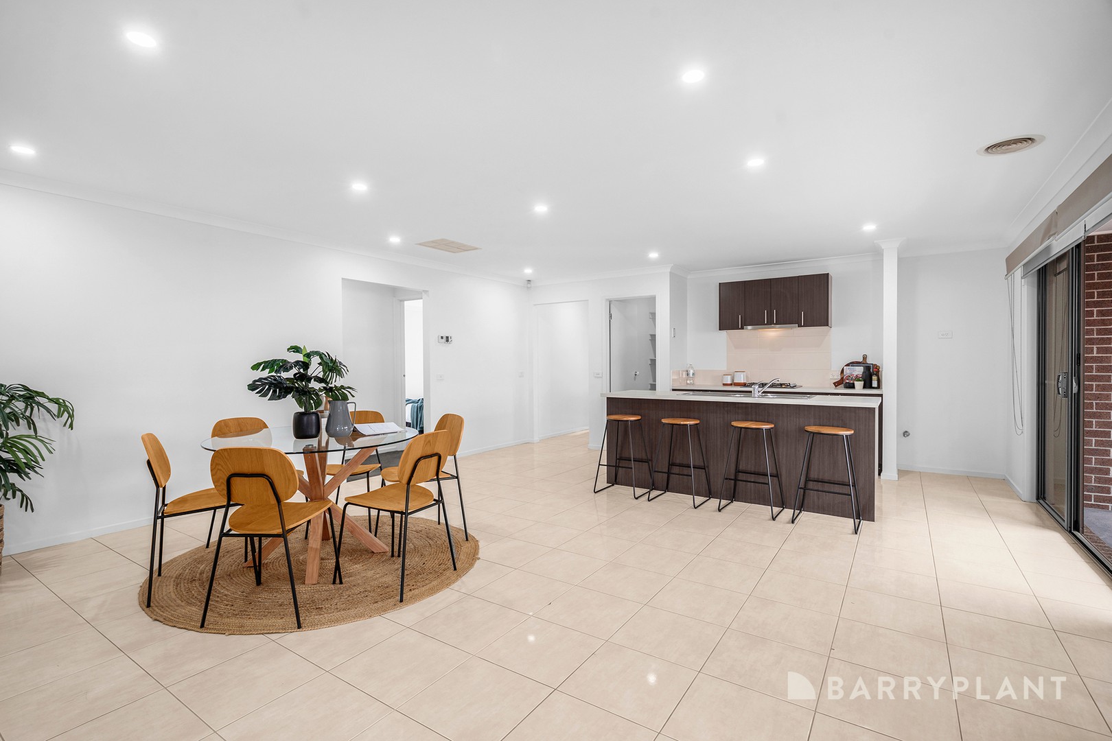 8 Filin Drive, Epping, VIC 3076, Epping - Thumbnail 4
