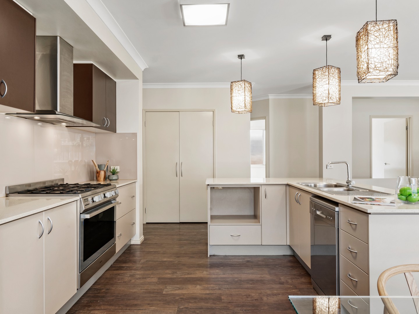 8 Fitzwilliam  DriveDoreen, VIC 3754, Doreen - Thumbnail 3