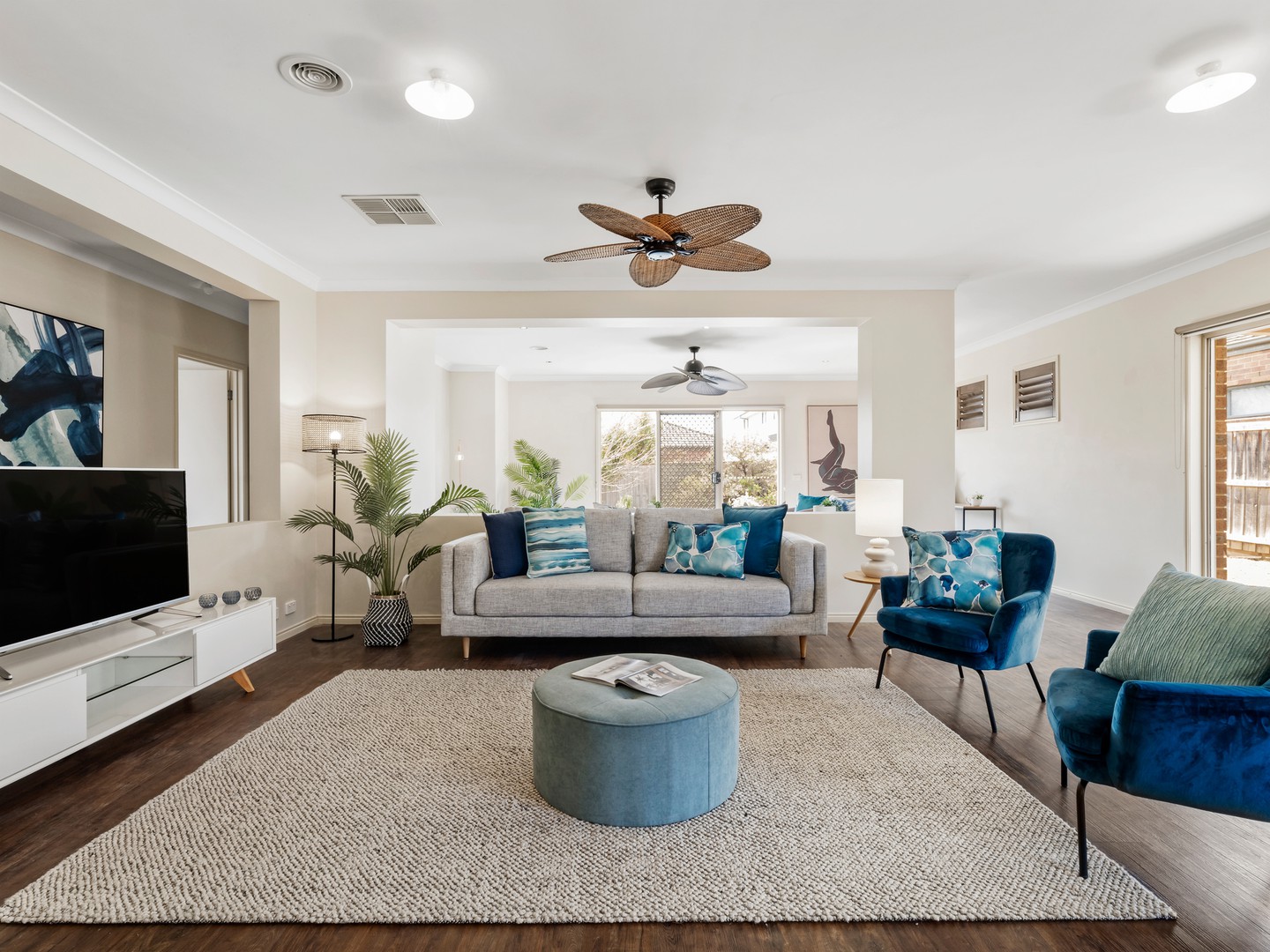 8 Fitzwilliam  DriveDoreen, VIC 3754, Doreen - Thumbnail 4