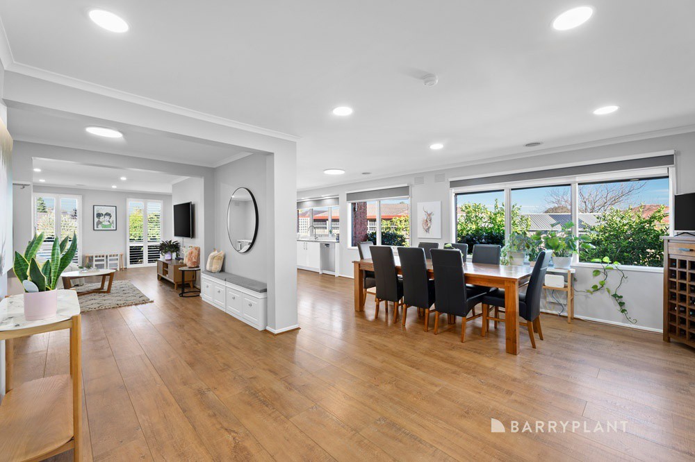 8 Fraser Close, Mill Park, VIC 3082, Mill Park - Thumbnail 3