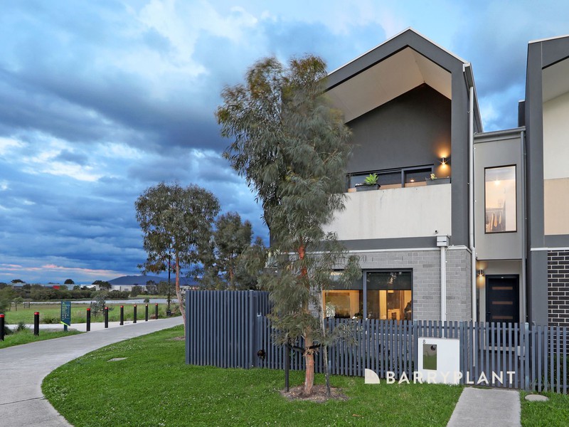 8 Gahnia Walk, Rowville, VIC 3178 - Image - 20/11/2025