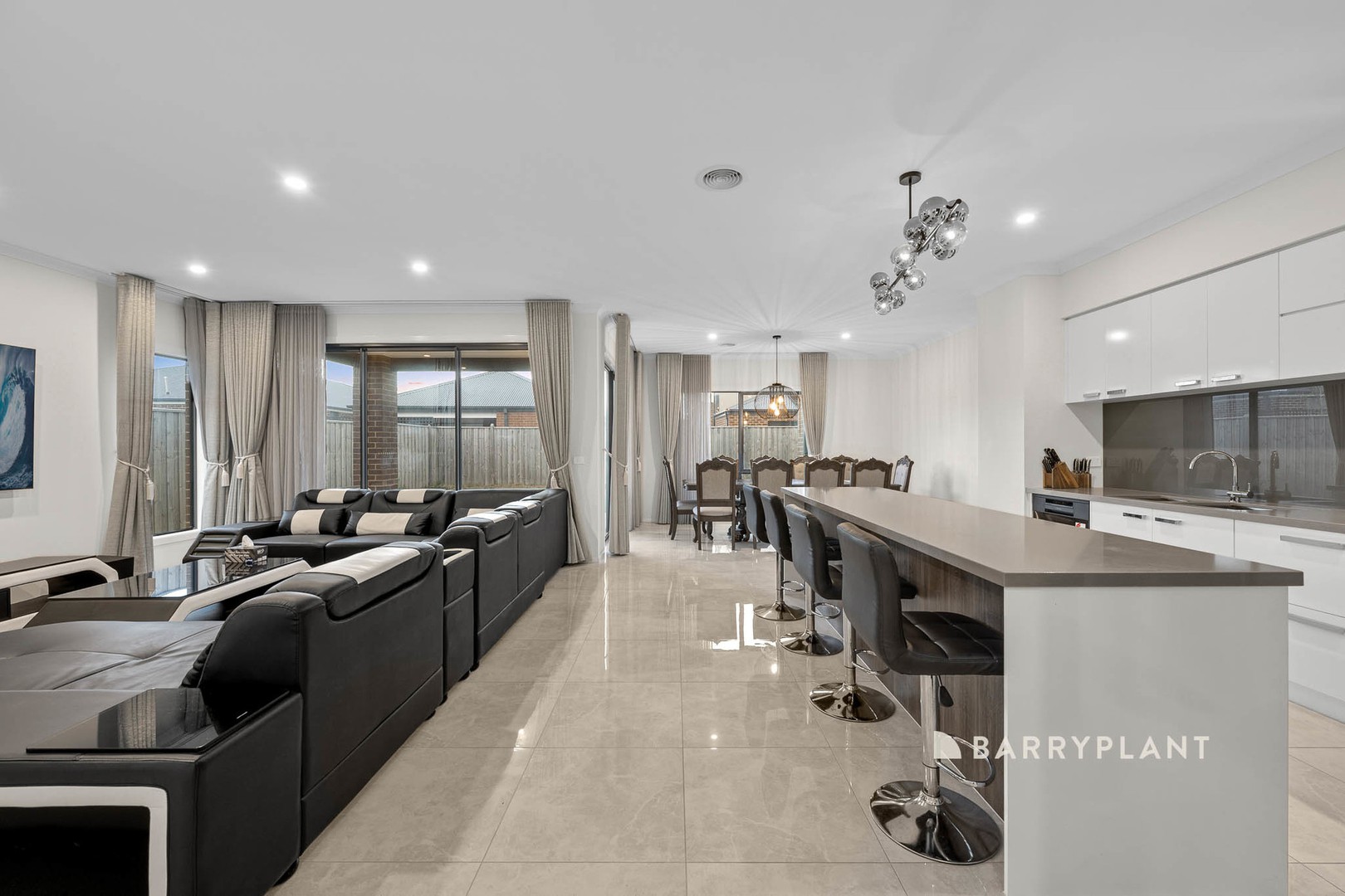 8 Gaston Loop, Officer, VIC 3809, Officer - Thumbnail 2