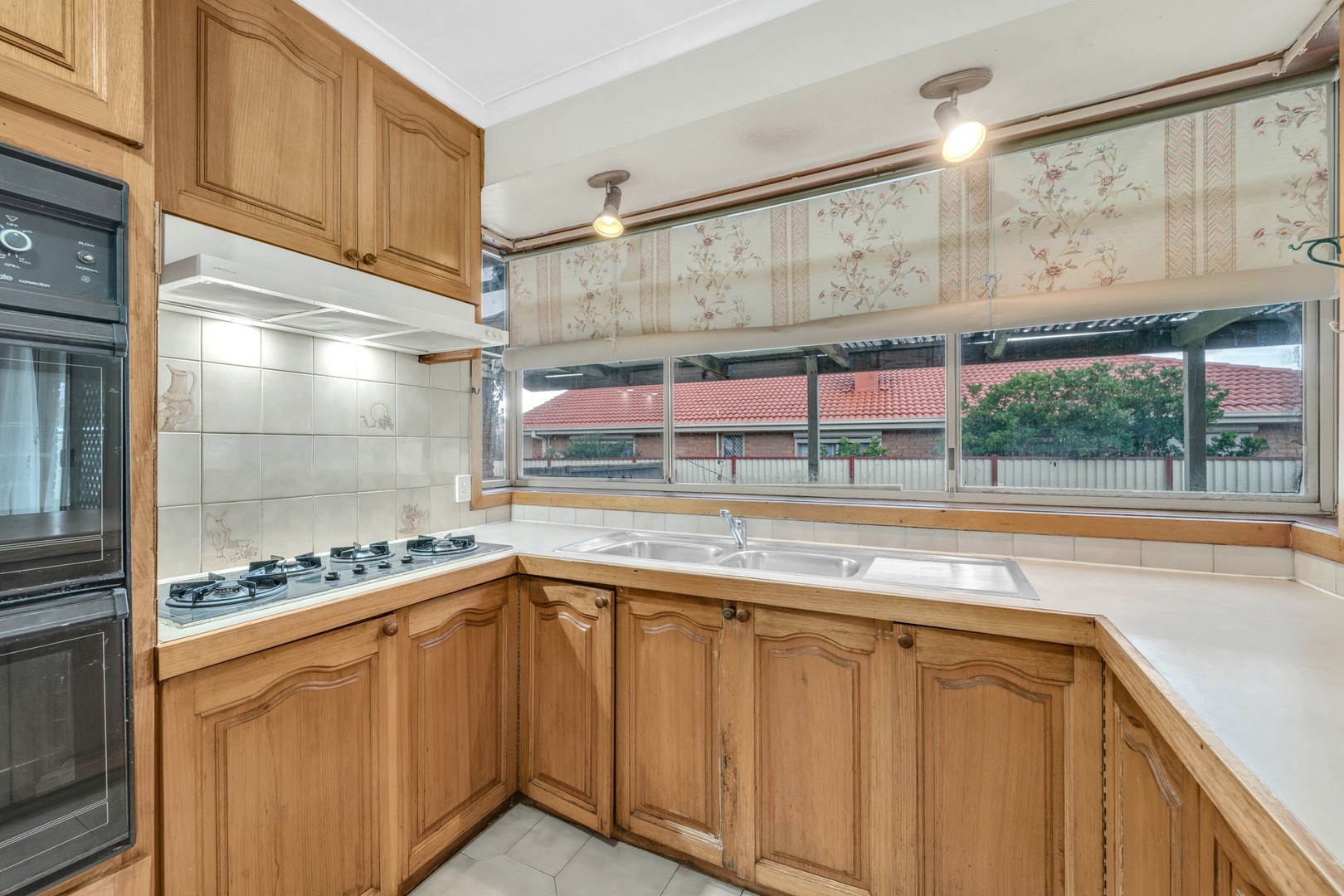 8 Gillingham Crescent, Craigieburn, VIC 3064, Craigieburn - Thumbnail 4
