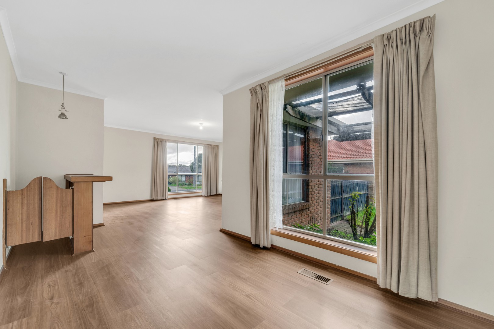 8 Gillingham Crescent, Craigieburn, VIC 3064, Craigieburn - Thumbnail 8
