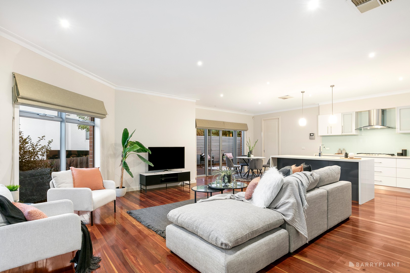 8 Gisborne Street, Bulleen, VIC 3105 - Thumbnail 2 - 13/02/2026