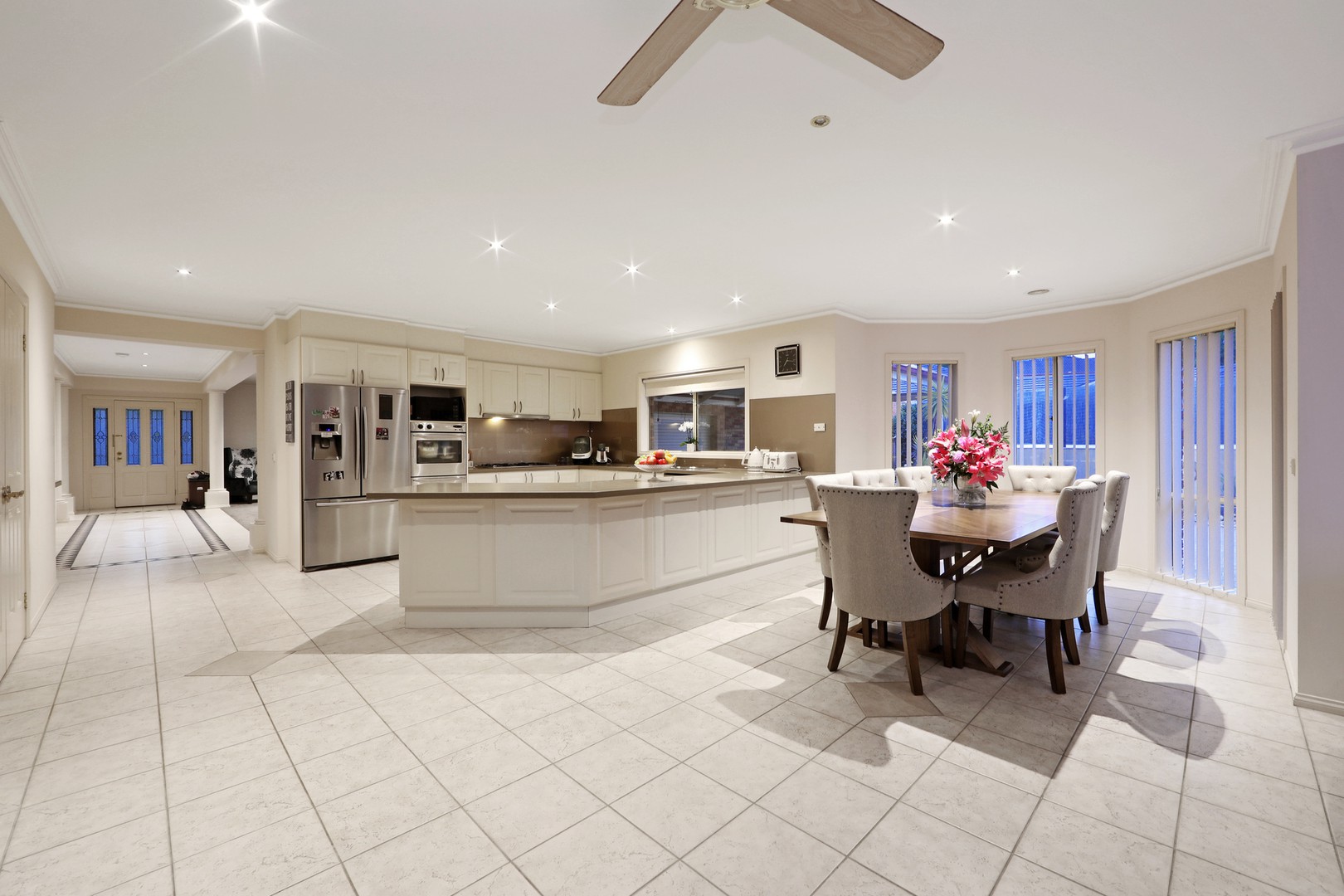 8 Gladesville Close, Lysterfield South, VIC 3156, Lysterfield South - Thumbnail 3