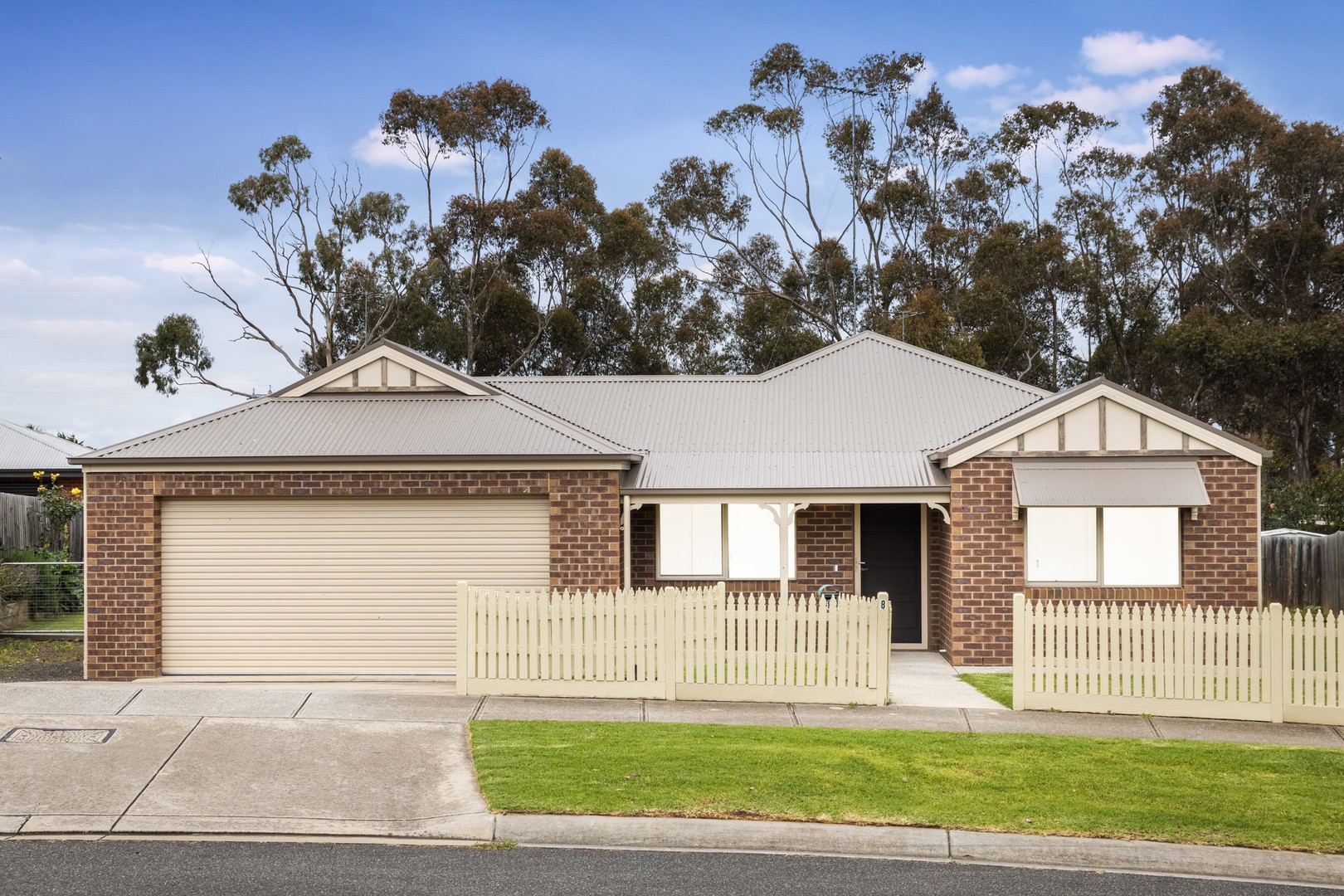 8 Glastonbury CloseBannockburn, VIC 3331, Bannockburn - Thumbnail 3