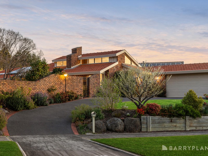 8 Glen Orchard Close, Templestowe, VIC 3106 - Image - 22/09/2026