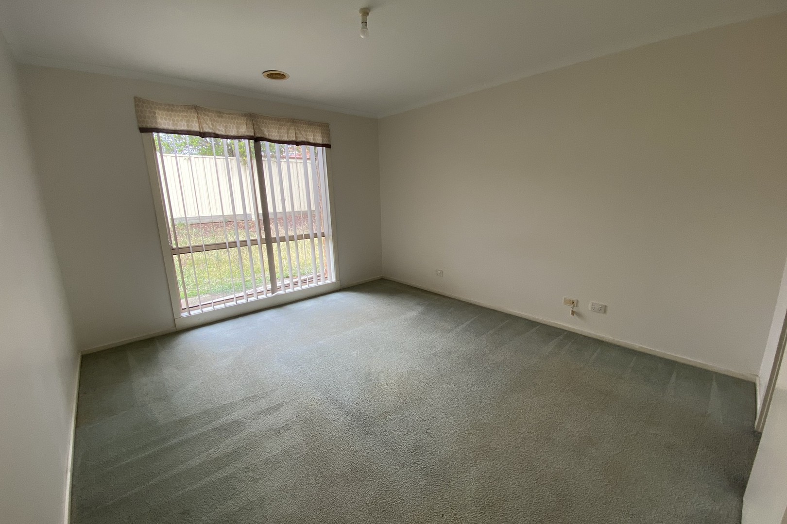 8 Glenbruar Drive, Hillside, VIC 3037, Hillside - Thumbnail 8