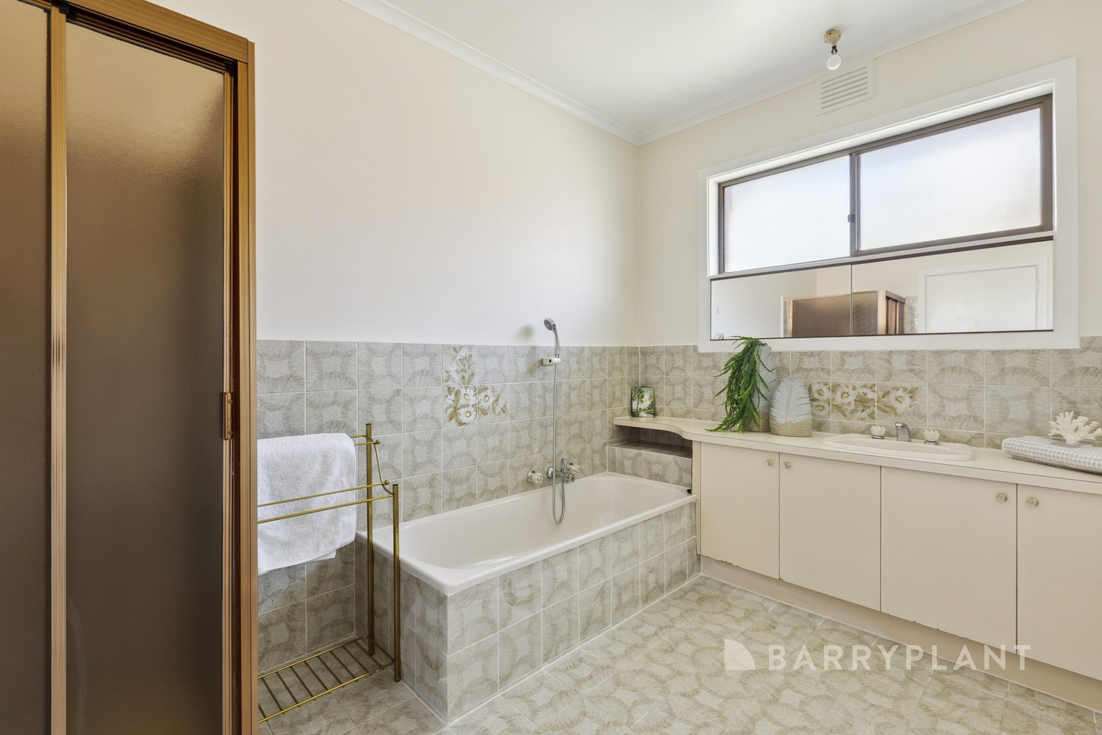 8 Glencroft Terrace, Wheelers Hill, VIC 3150, Wheelers Hill - Thumbnail 8