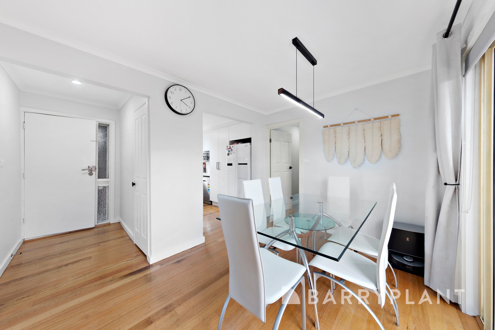 8 Glenrobe Street, Deer Park, VIC 3023, Deer Park - Thumbnail 3