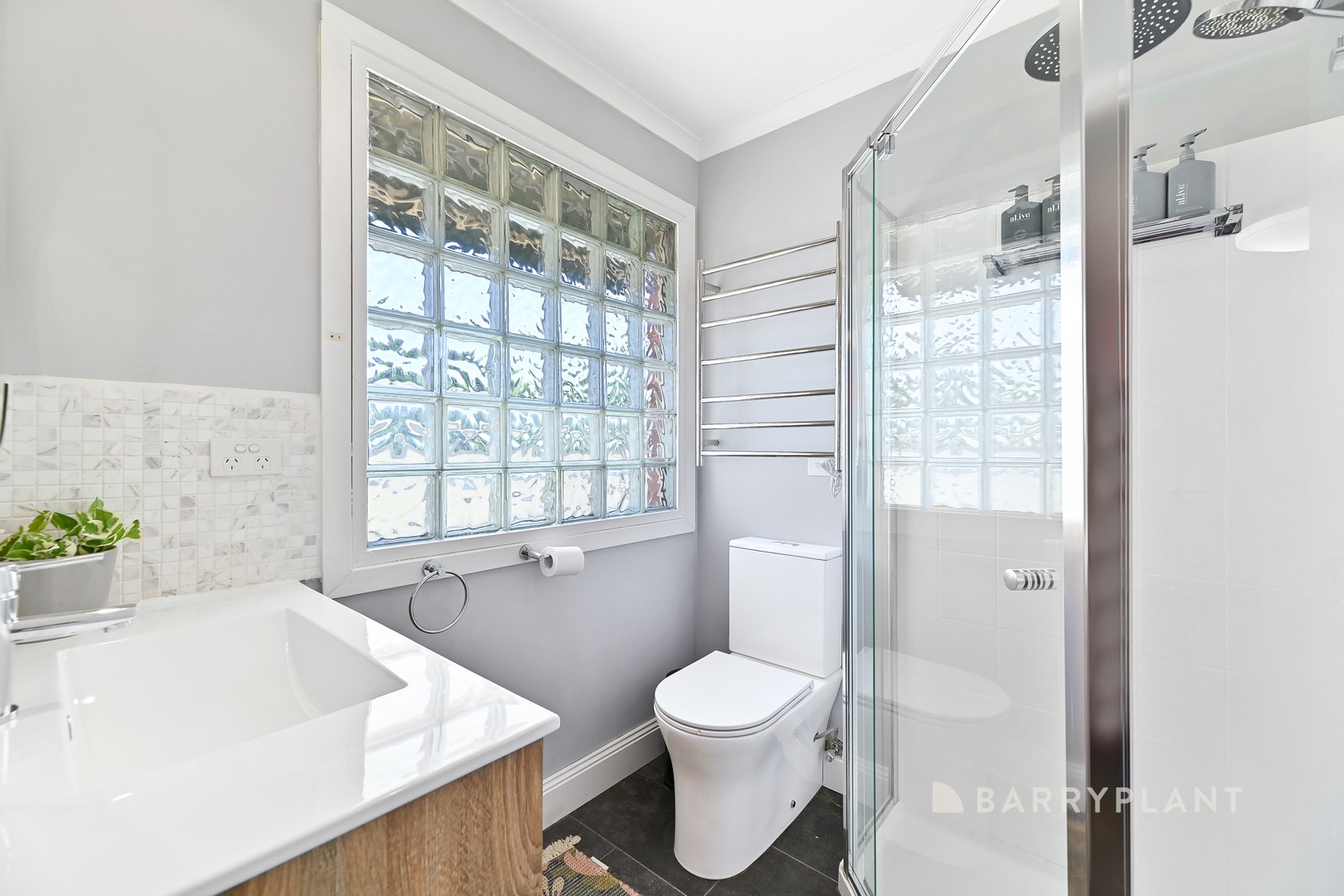 8 Glover Court, Berwick, VIC 3806, Berwick - Thumbnail 8