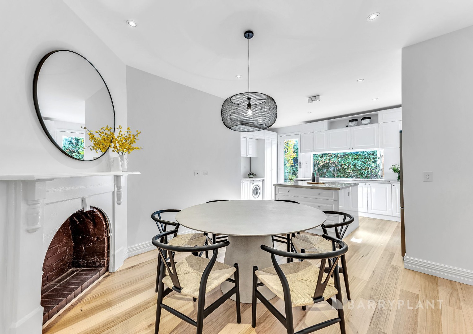 8 Godfrey Avenue, St Kilda East, VIC 3183 - Thumbnail 2 - 02/09/2024