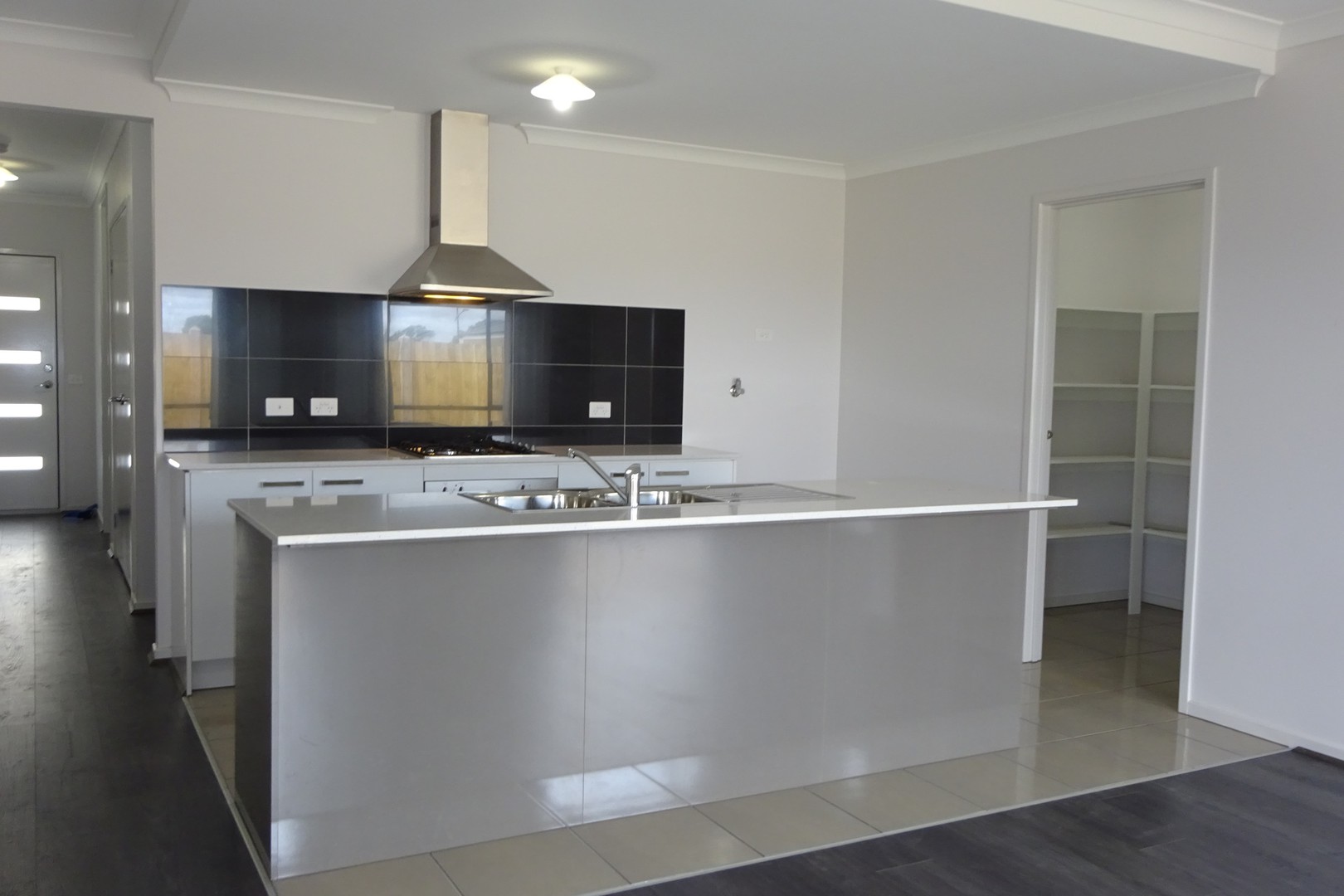 8 Gossamer Way, Mickleham, VIC 3064, Mickleham - Thumbnail 2